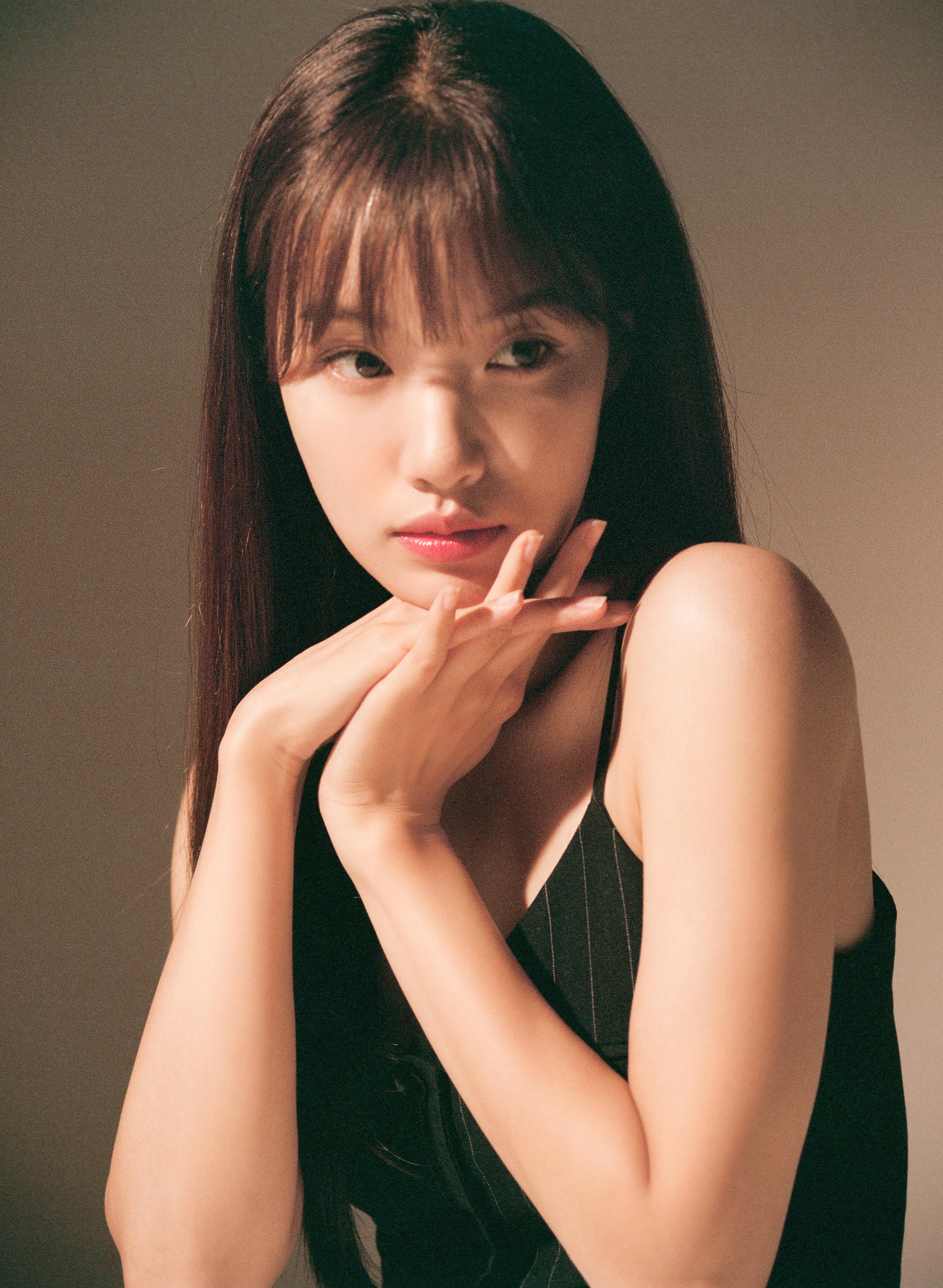 actor Yoon-Seo large photo