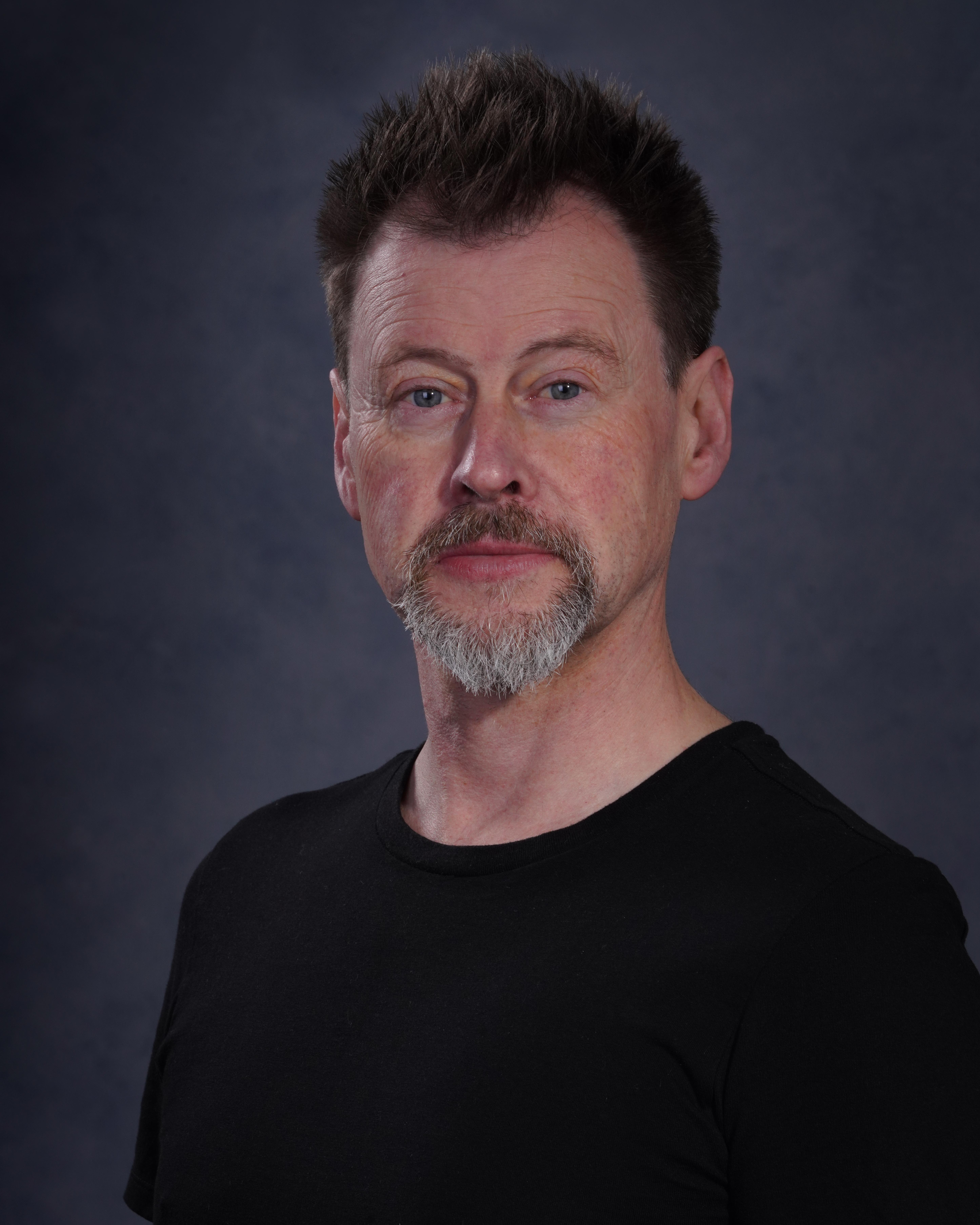 actor Steve Hay large photo