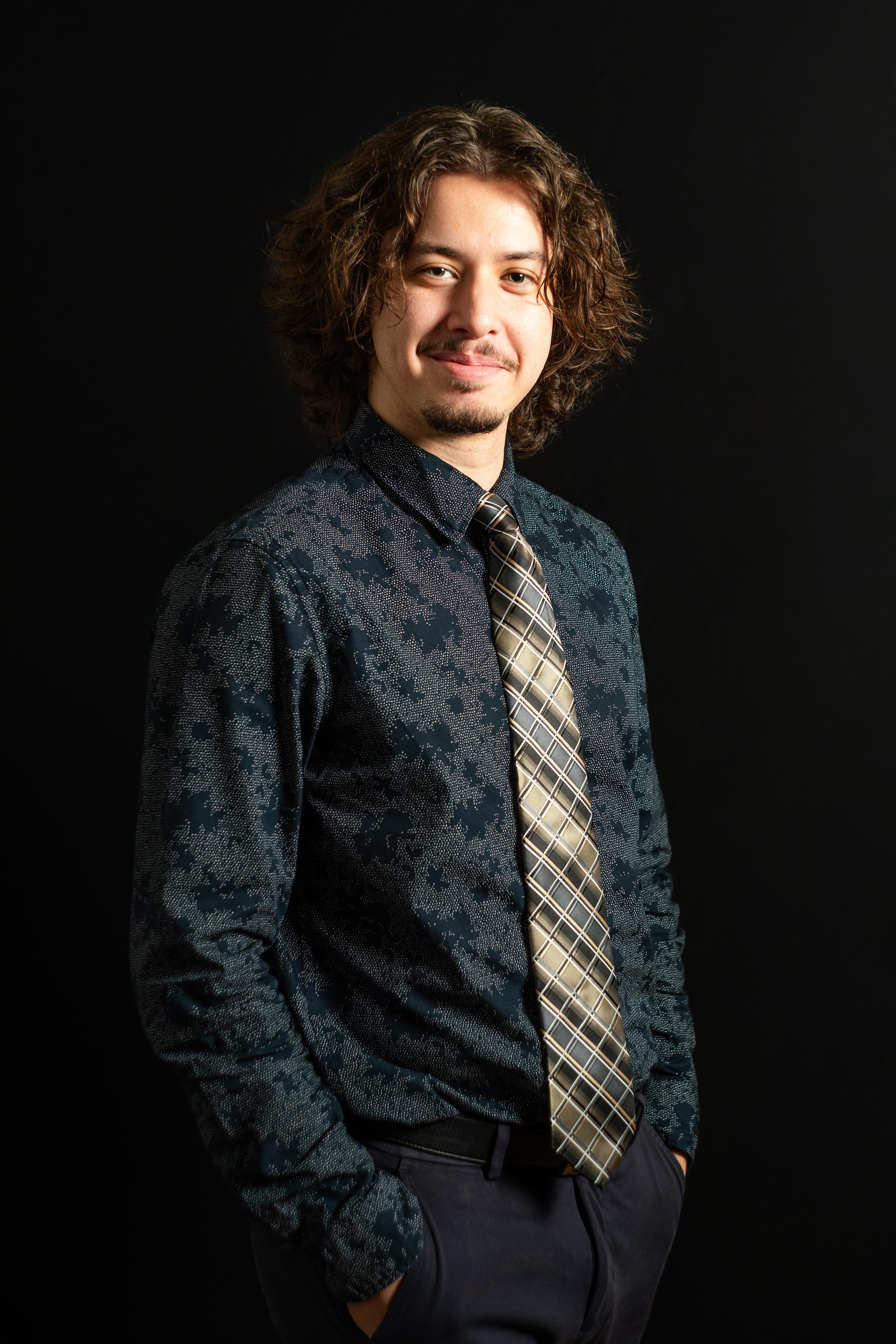 actor Ethan Condon large photo