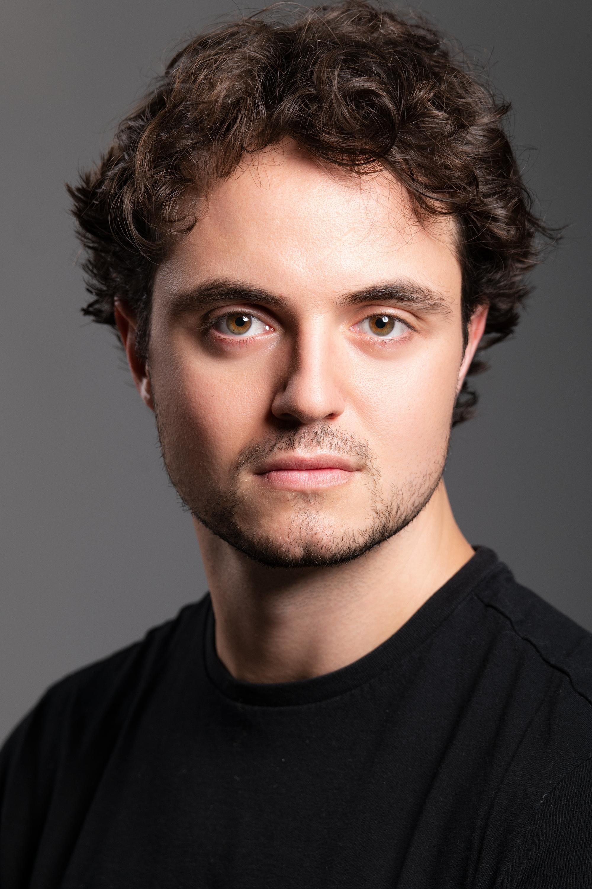 actor Daniel Mandoki large photo