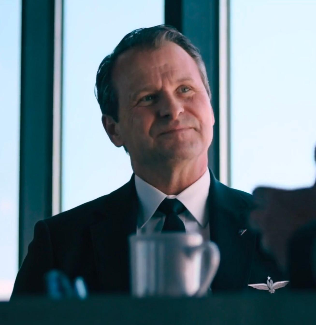 actor Dennis Tajer large photo