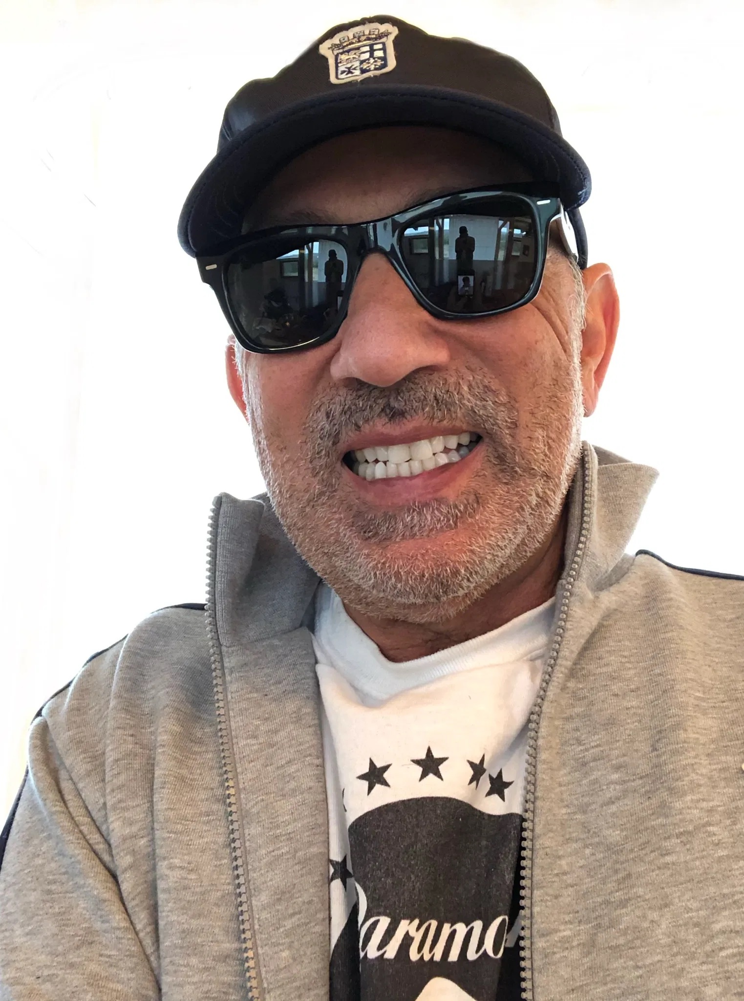 actor Ed Vaughan large photo