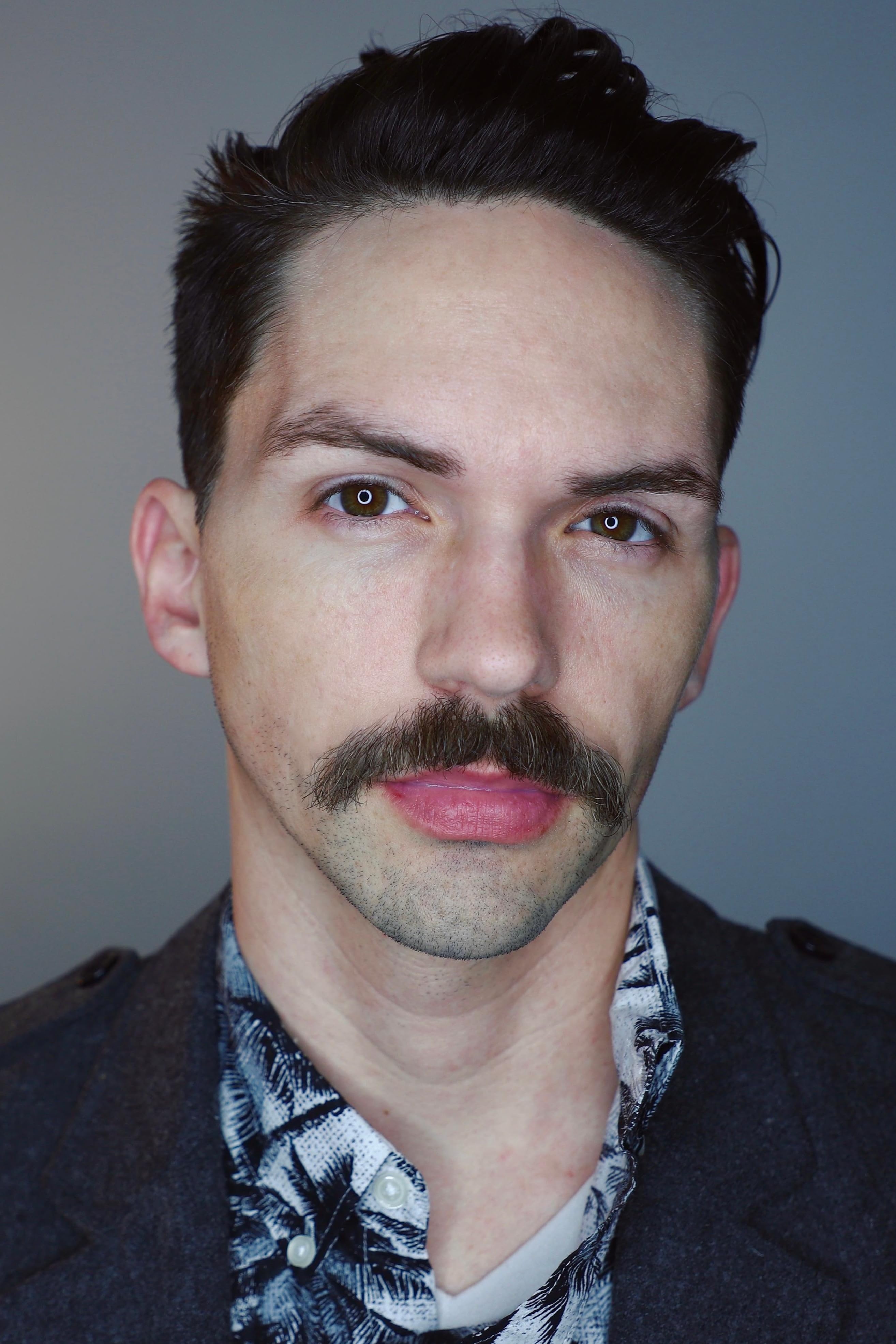 actor Joey Hagler large photo