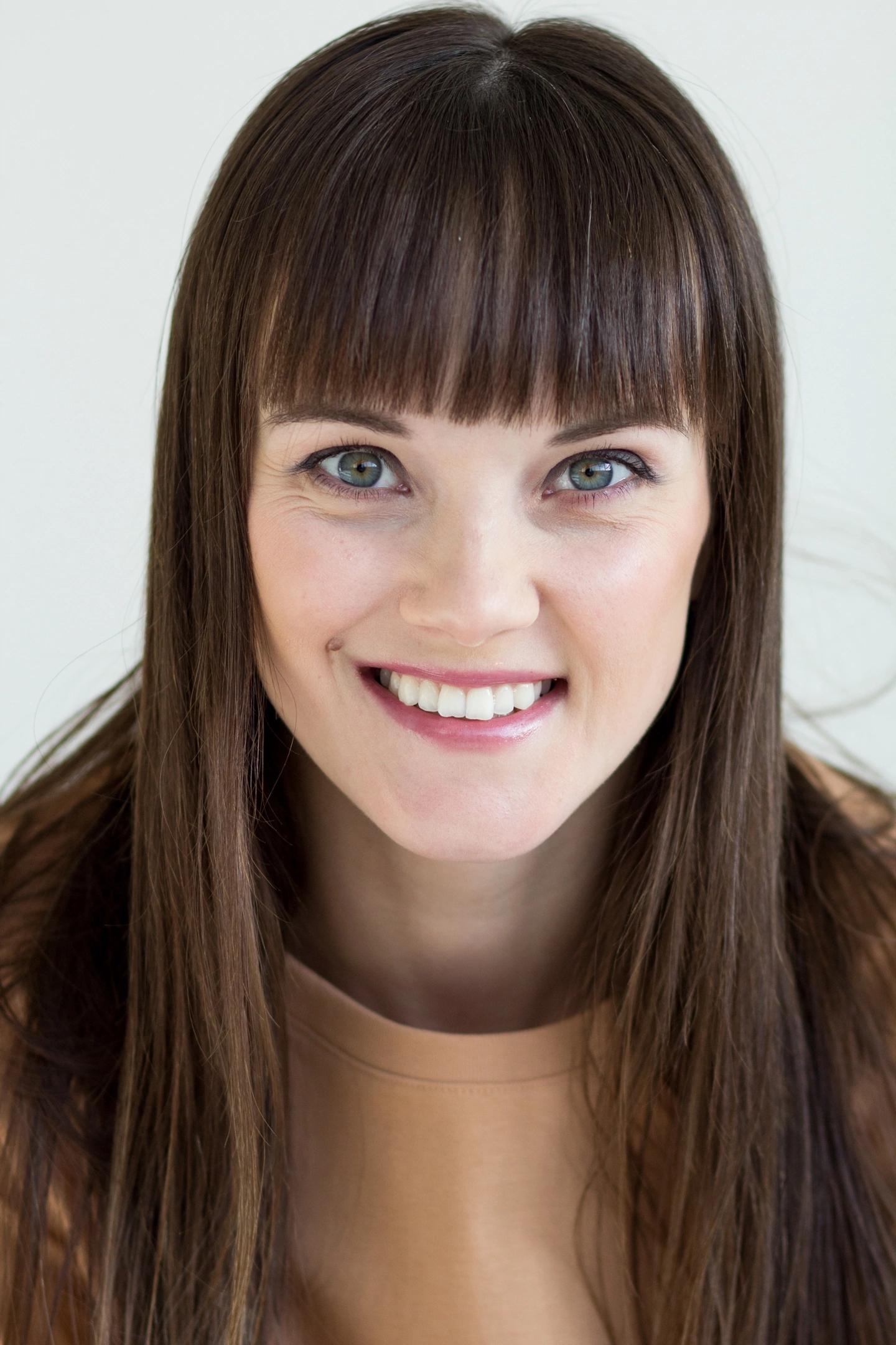 actor Iuliia Elkhimova large photo