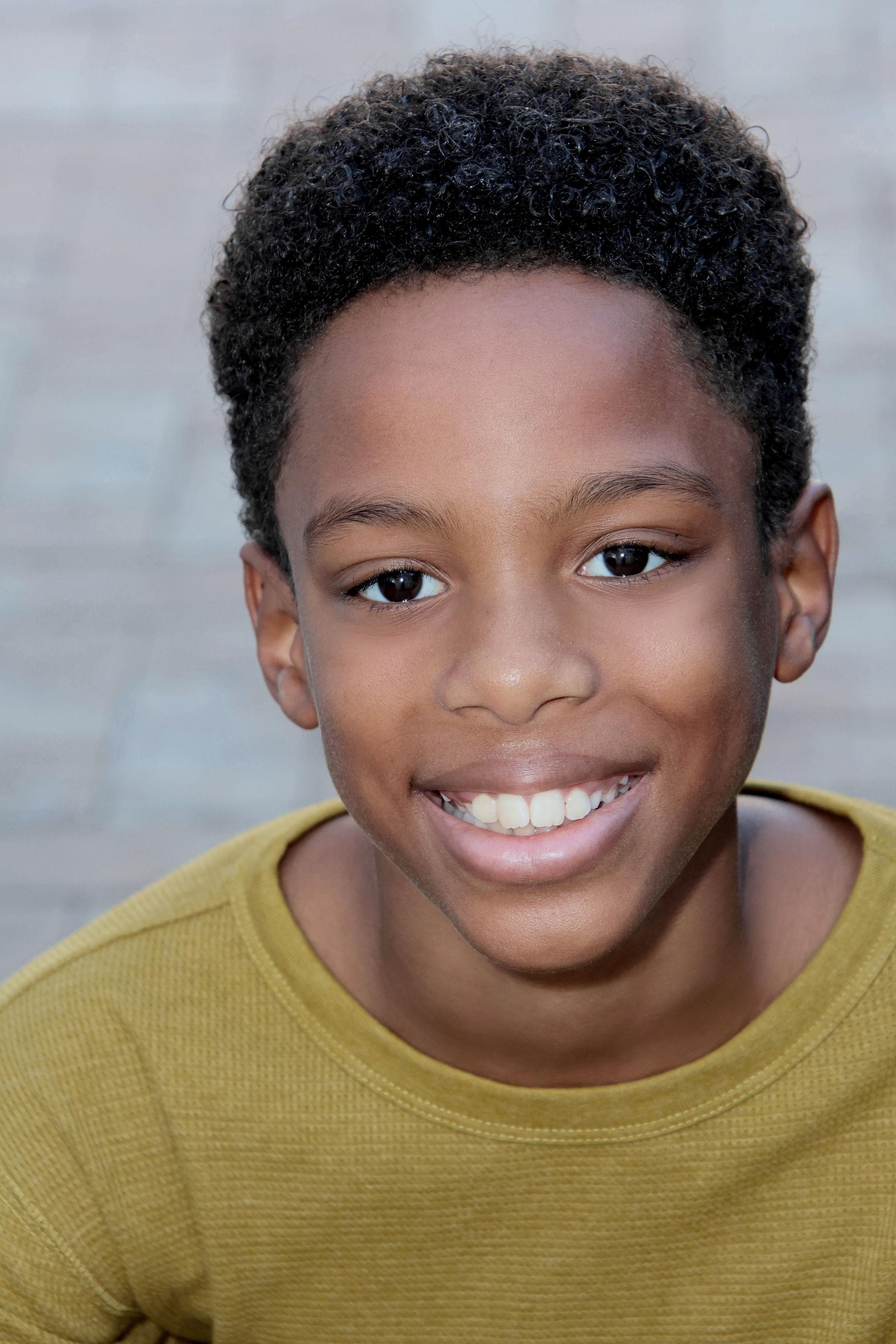 actor Gavin Schlosser large photo