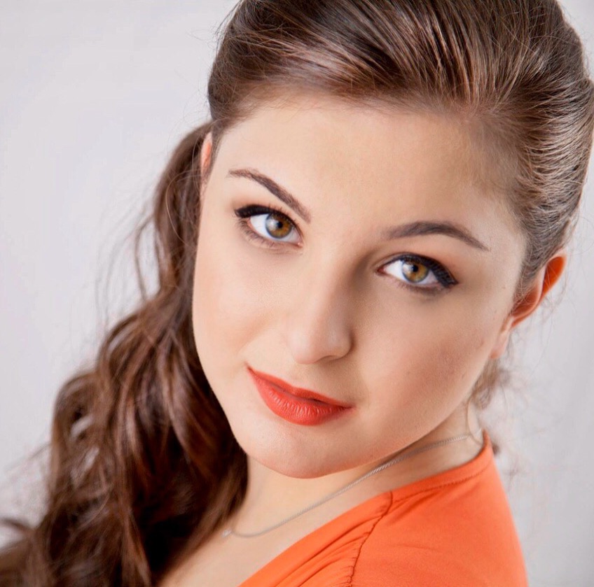 actor Beatrice Mori large photo