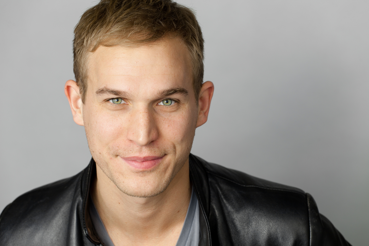 actor Willem van der Vegt large photo