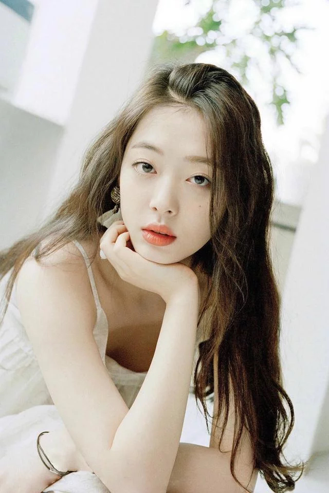 actor Sulli Choi large photo