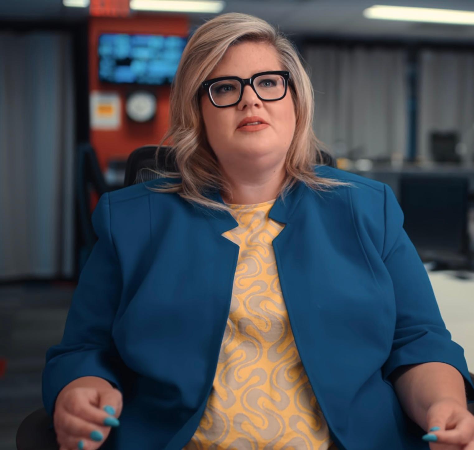 actor Katie Simpson large photo