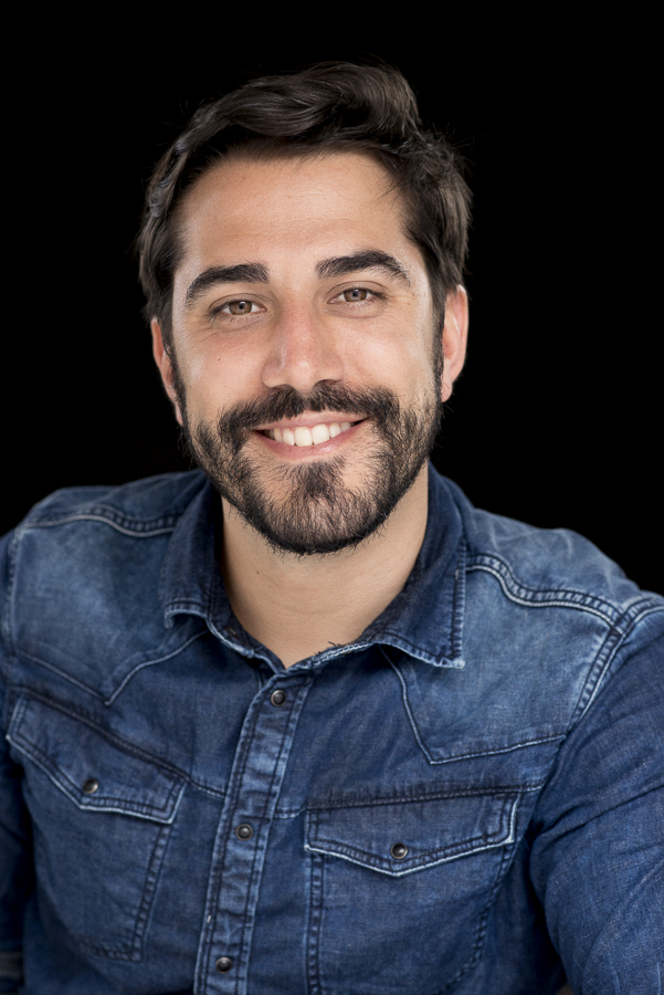 actor Agustín Mateo large photo