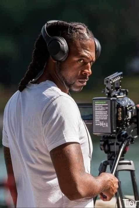 actor Mintaka Brower large photo