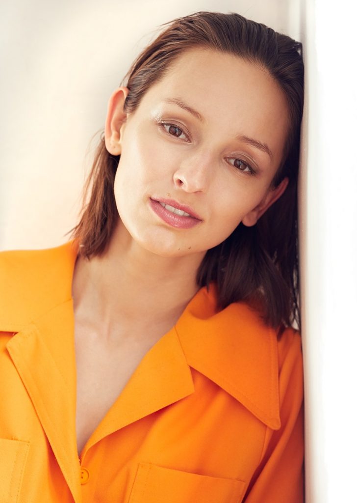 actor Pola Blasik large photo