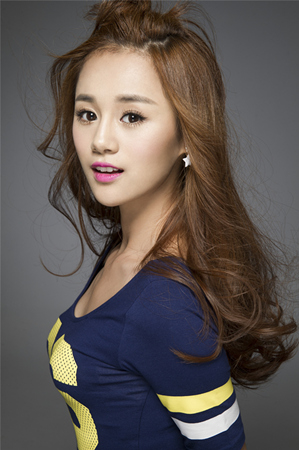 actor Yuexi An large photo actor Yuexi An large photo