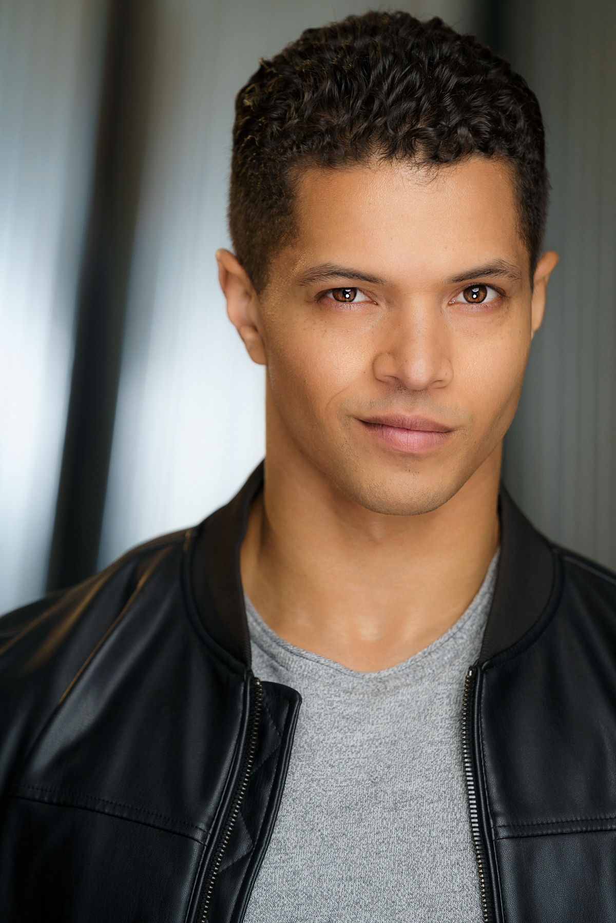 actor Colin Land large photo