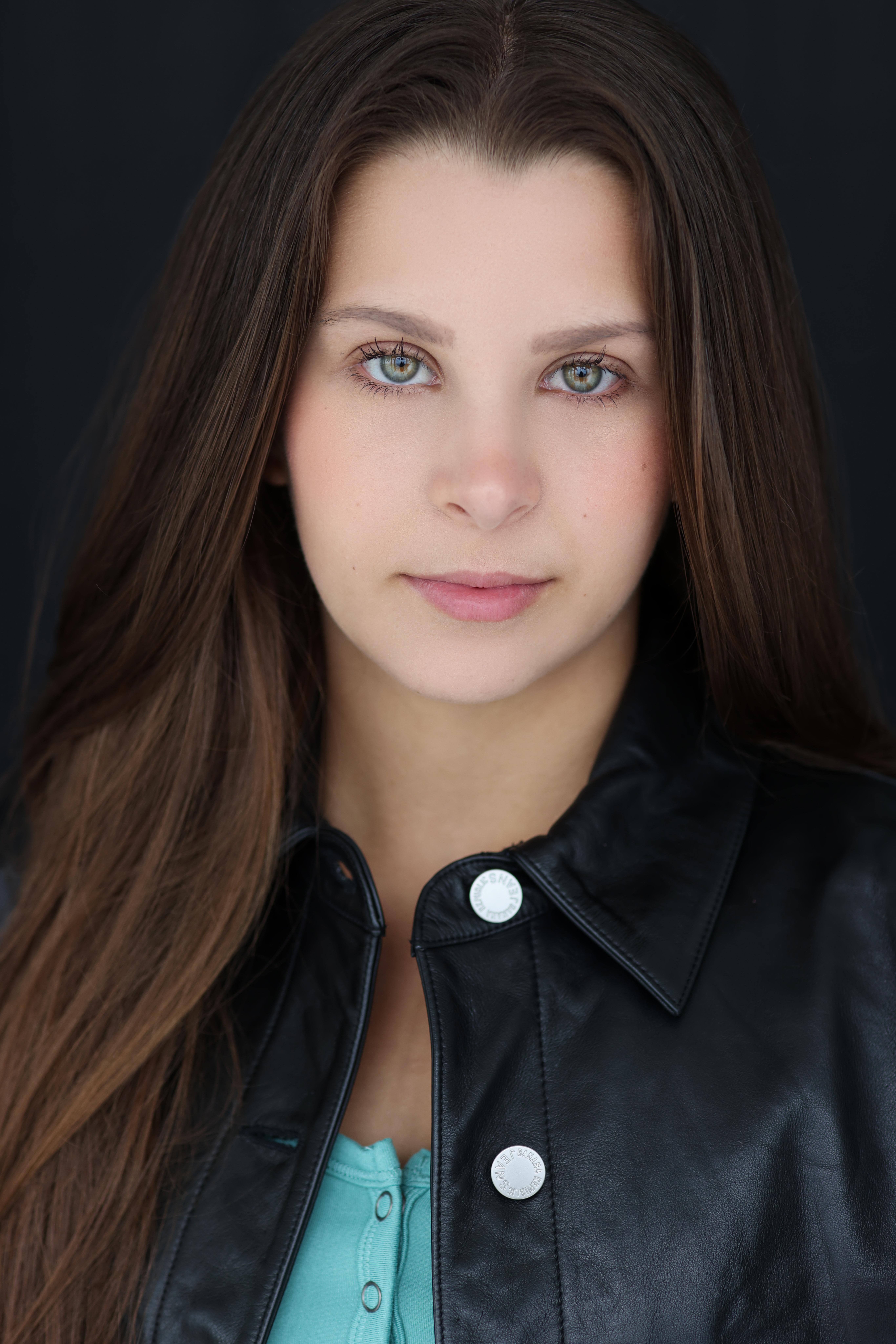 actor Erica Kaylee large photo