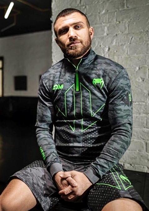 actor Vasyl Lomachenko large photo