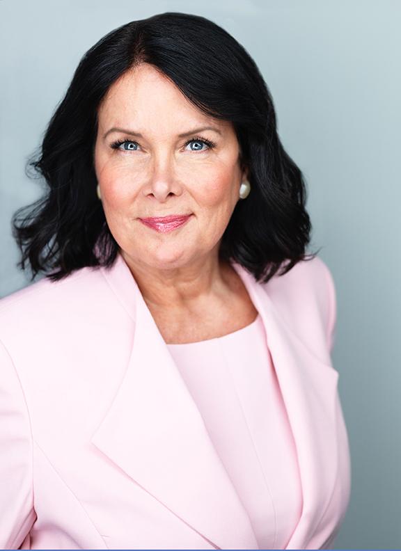 actor Carlyne Fournier large photo