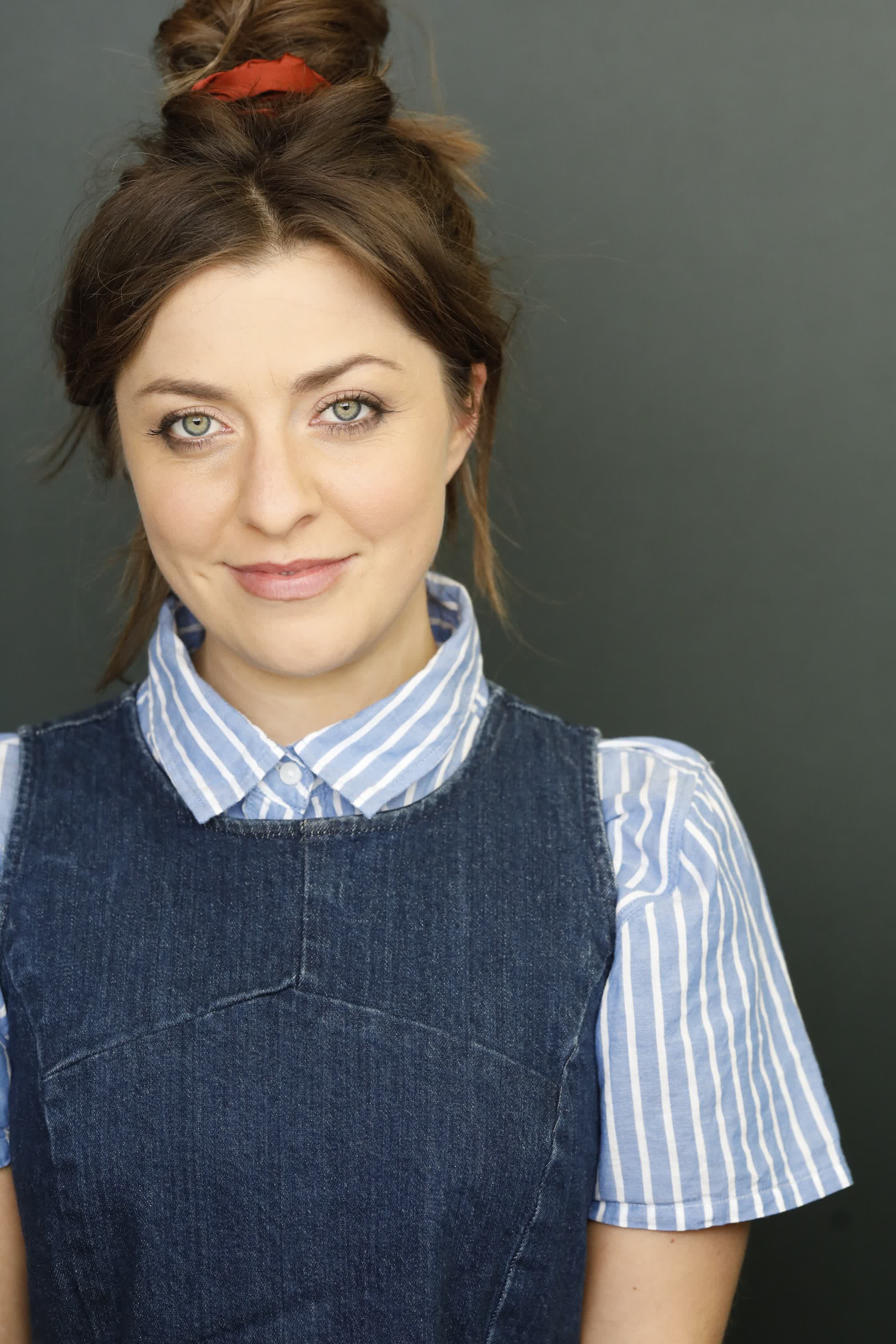 actor Ashley Angione large photo