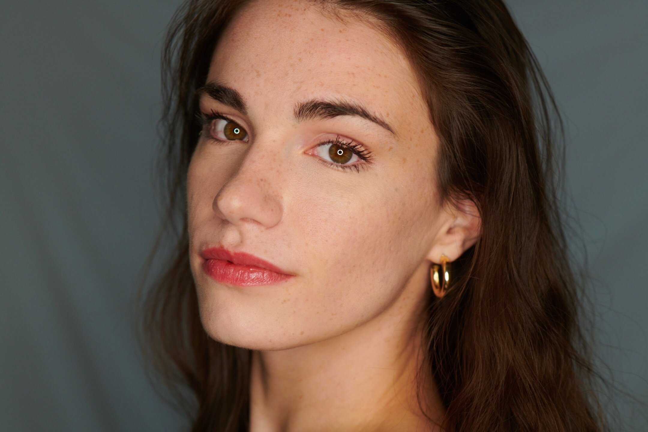 actor Ashlynn Celia Cox large photo