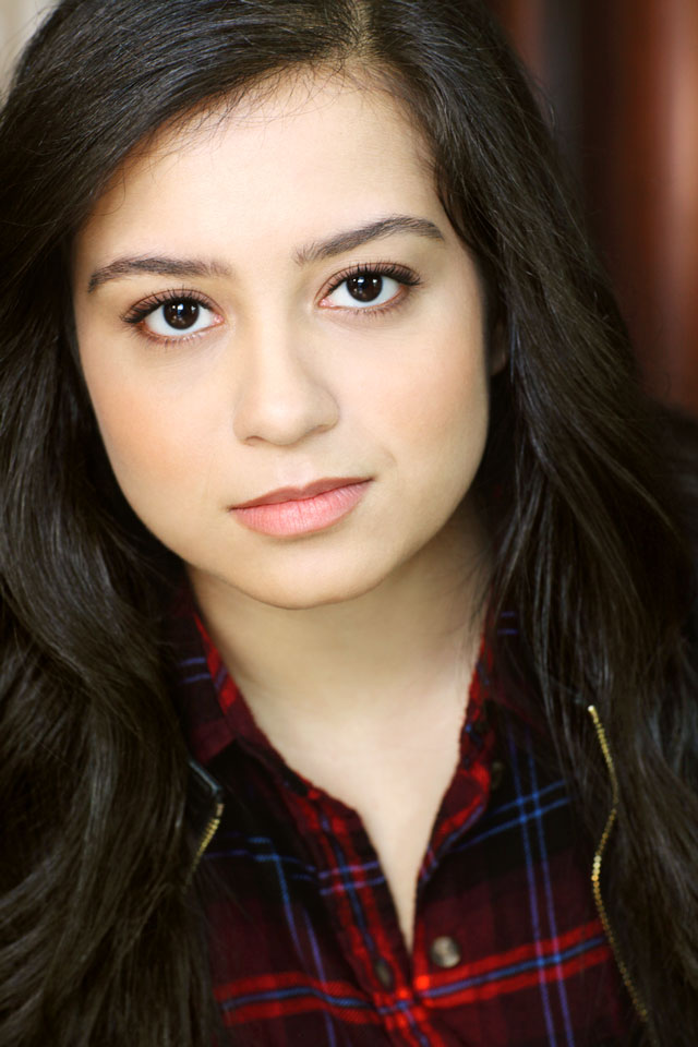 actor Kendra Jain large photo