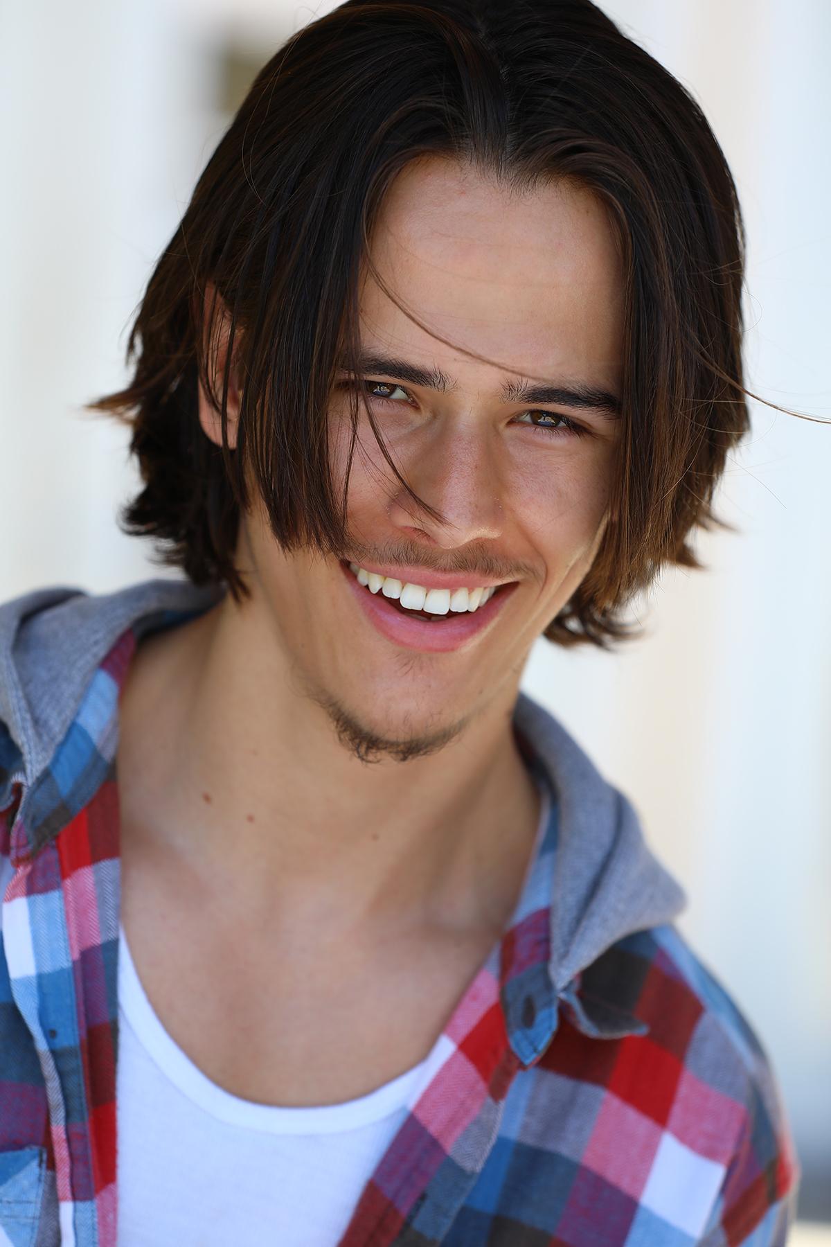 actor Joseph Van De Yacht large photo