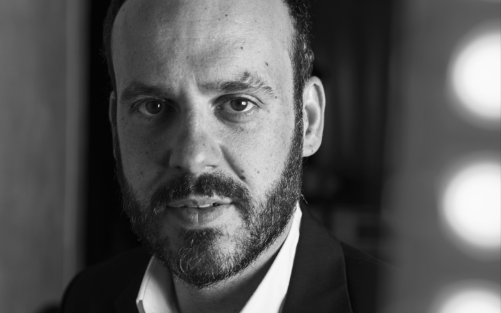 actor Antonio Romero large photo