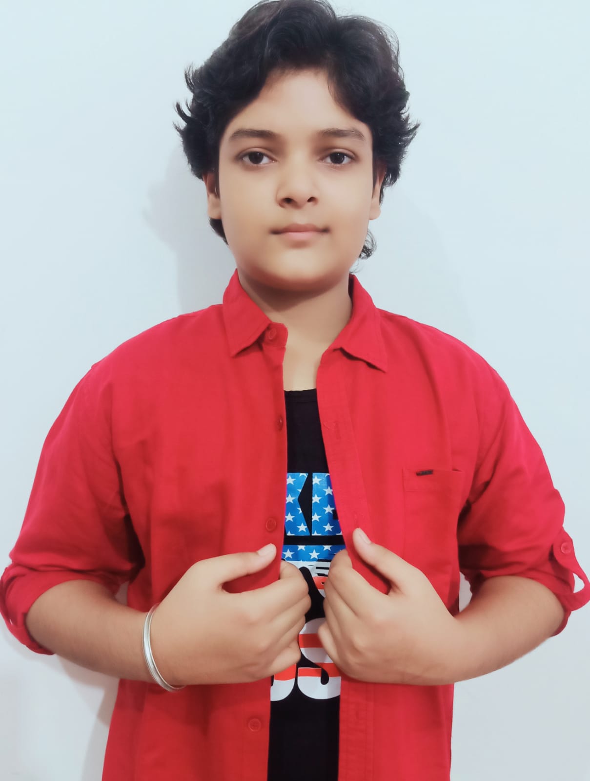 actor Aryavart Mishra large photo