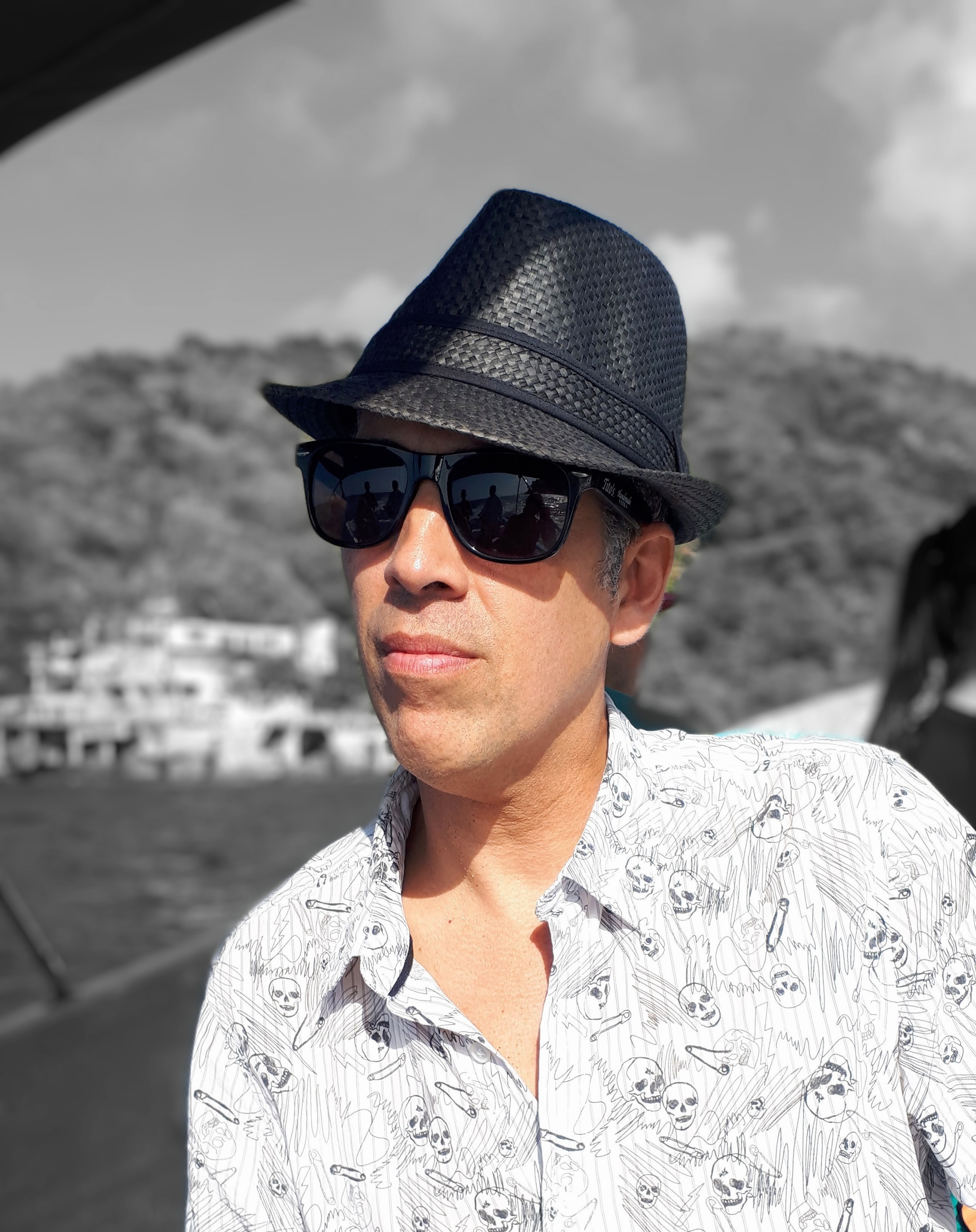 actor Rodrigo Gudiño large photo