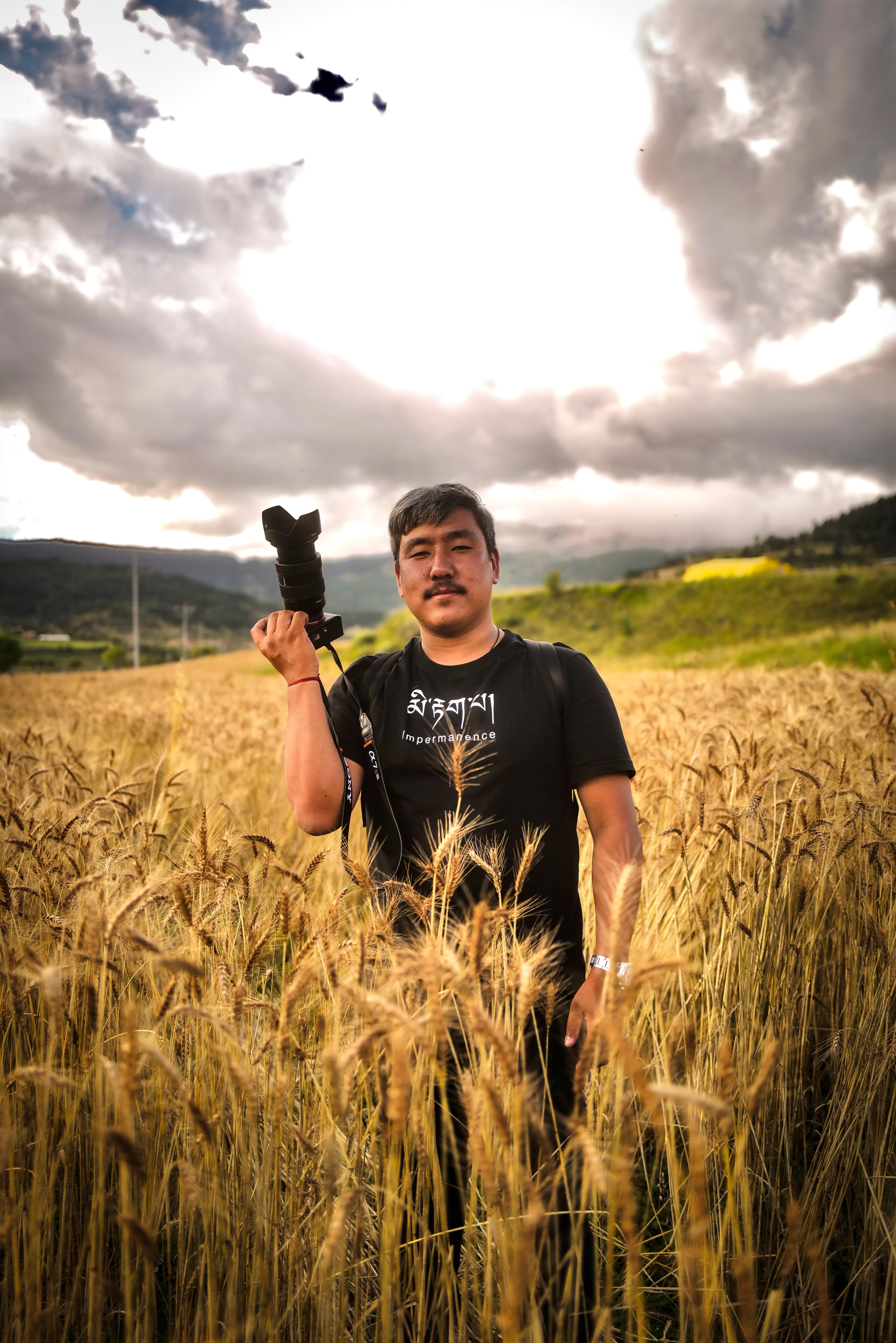 actor Tandin Phubz large photo