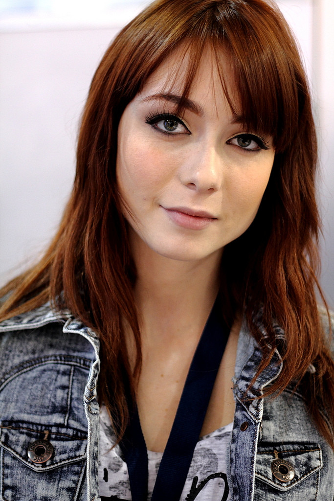 actor Zoe Voss large photo