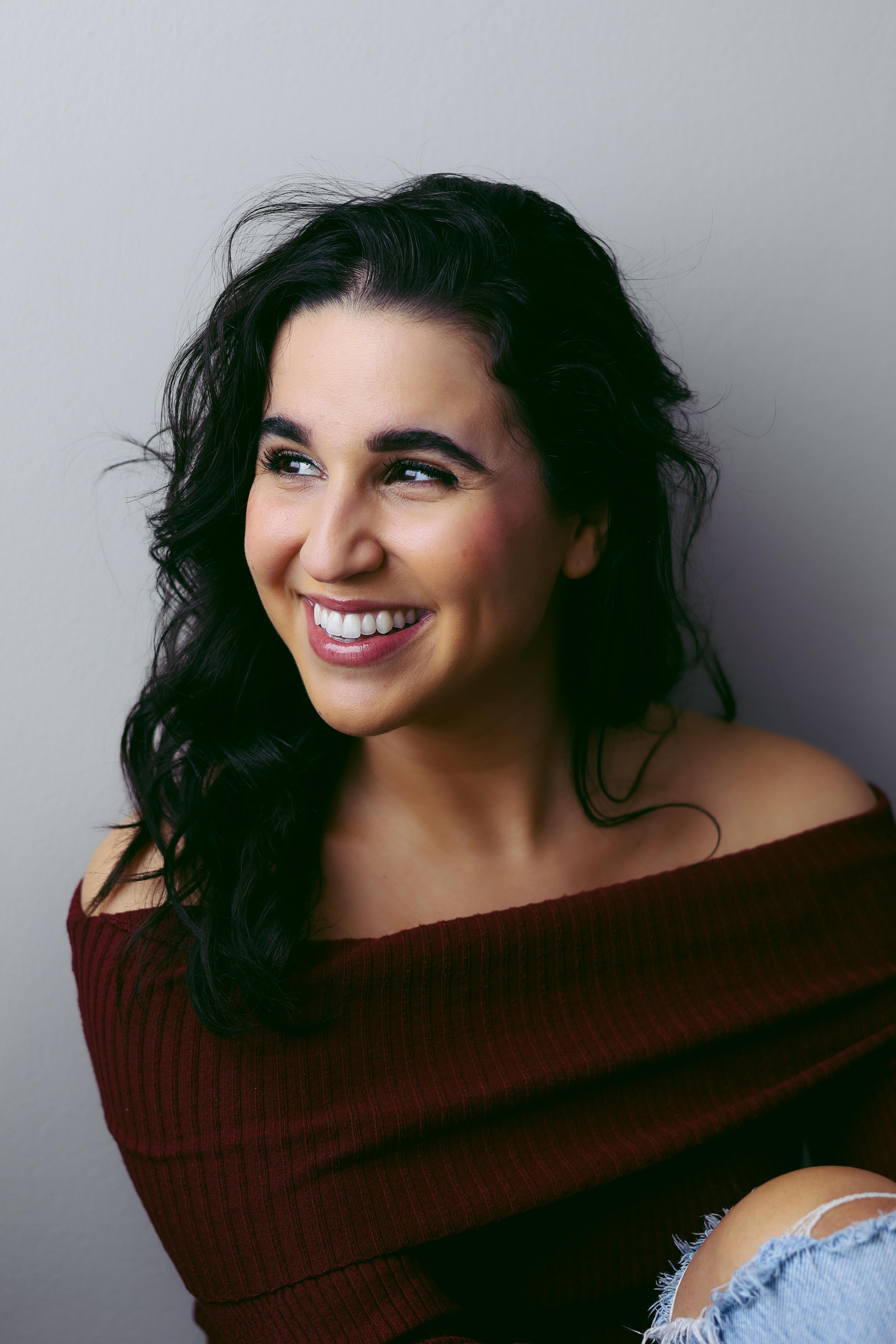 actor Nicole Lamb large photo