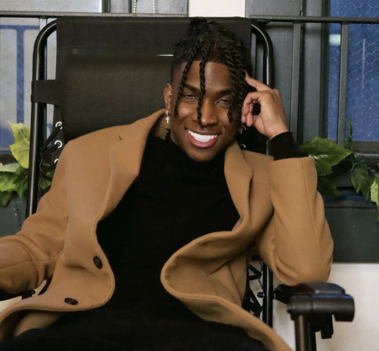 actor SwagboyQ large photo