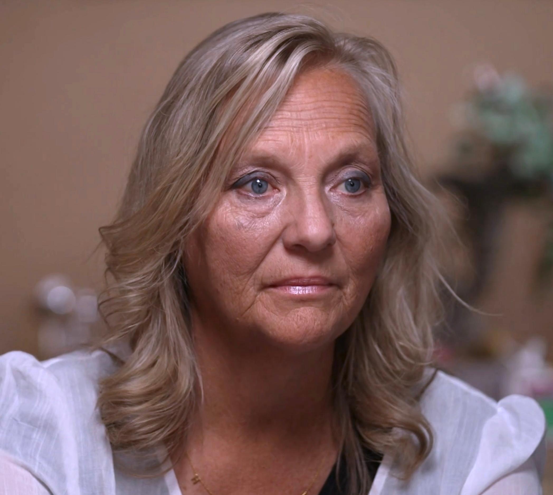 actor Karen Campbell large photo