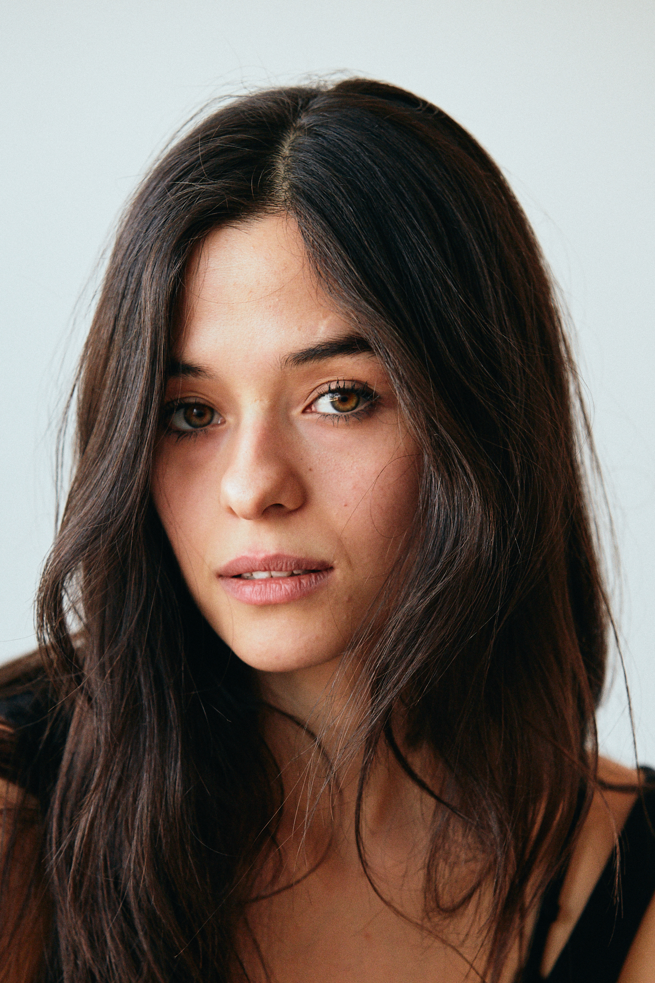 actor Valeria Santaella large photo