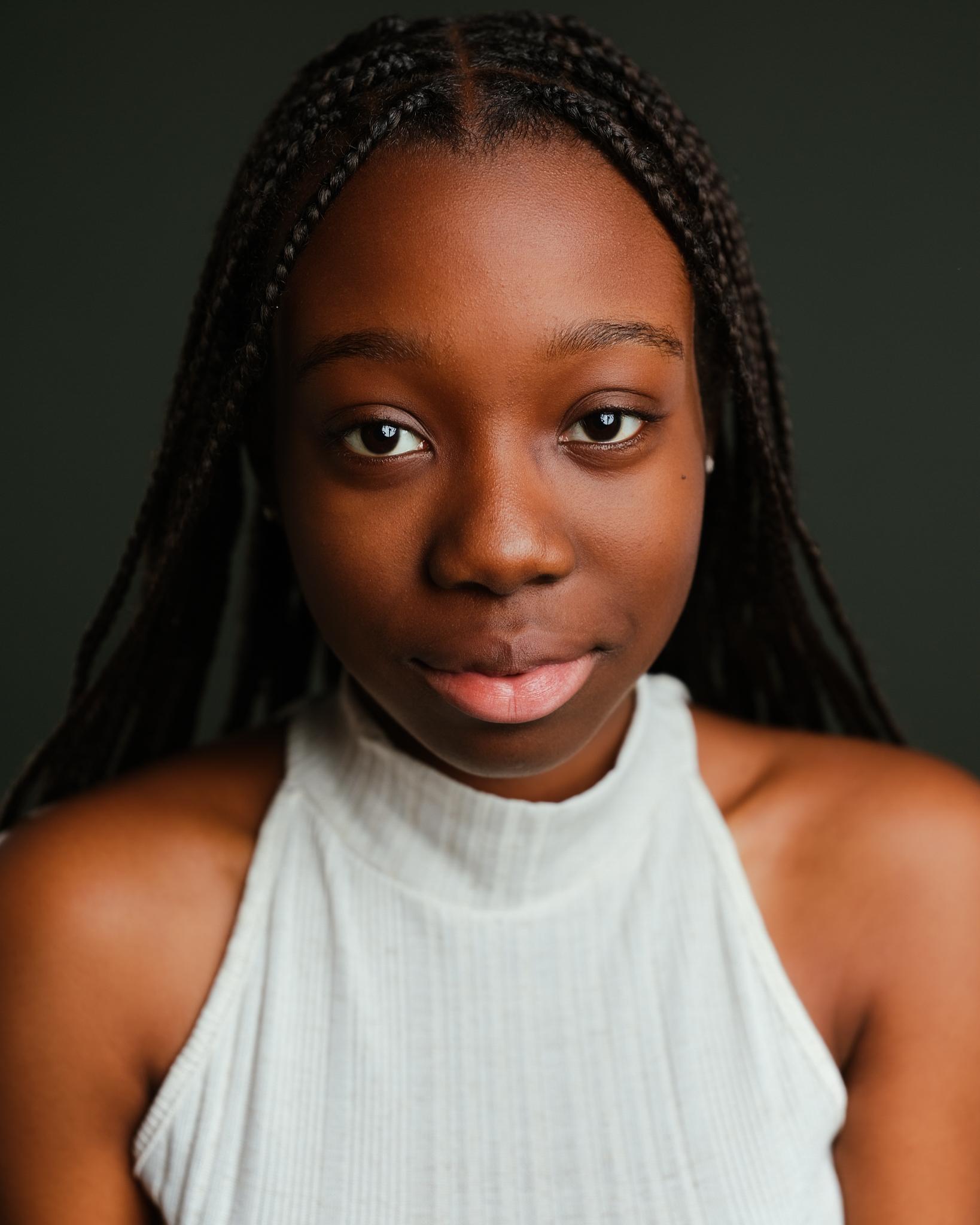 actor Aliyah Soyinka large photo