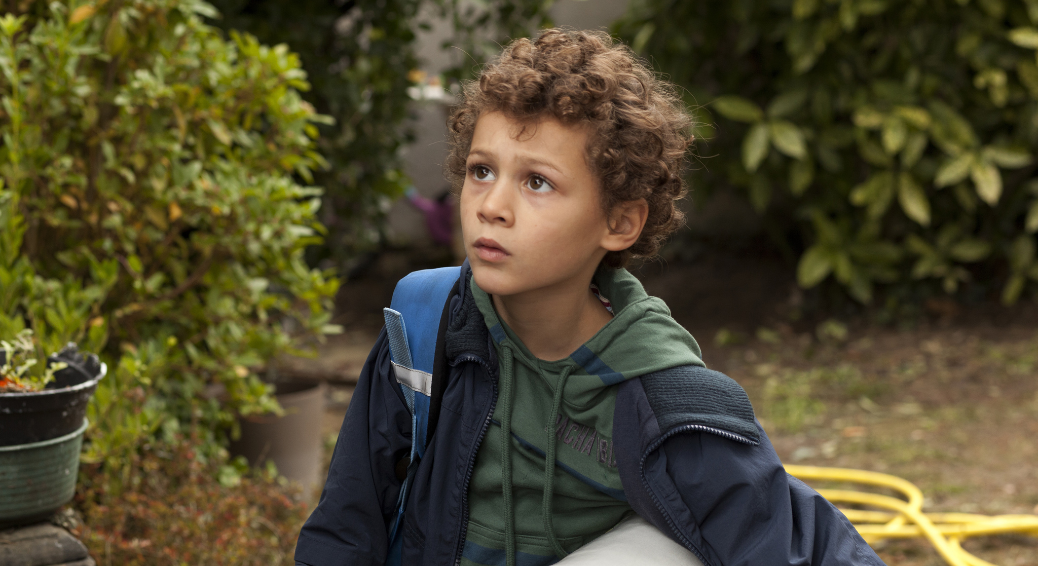 actor Elyes Aguis large photo