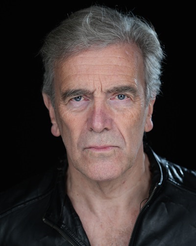 actor Nick Buckland large photo