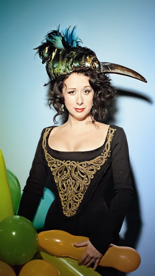 actor Ester Kocicková large photo