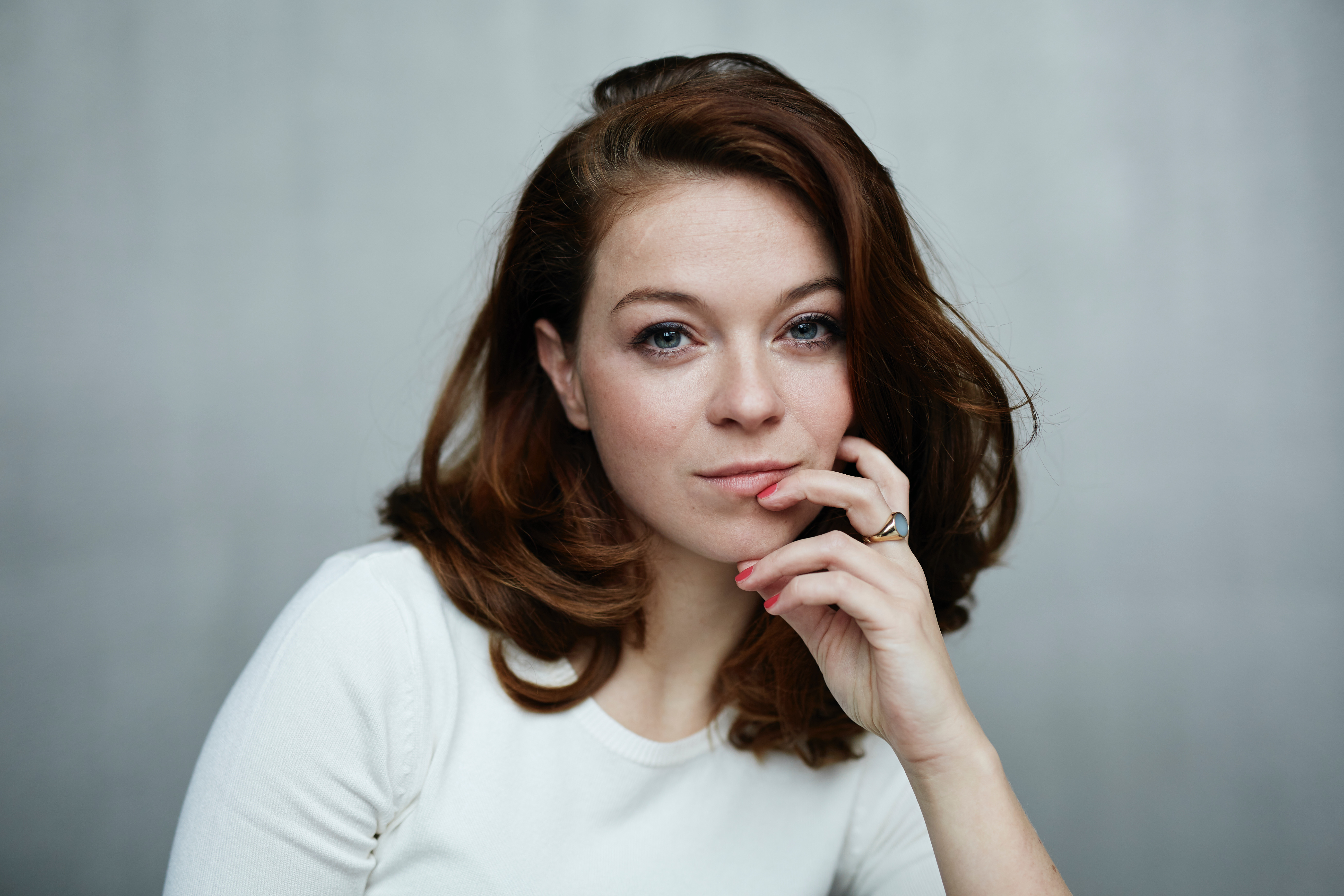 actor Jennifer Welts large photo