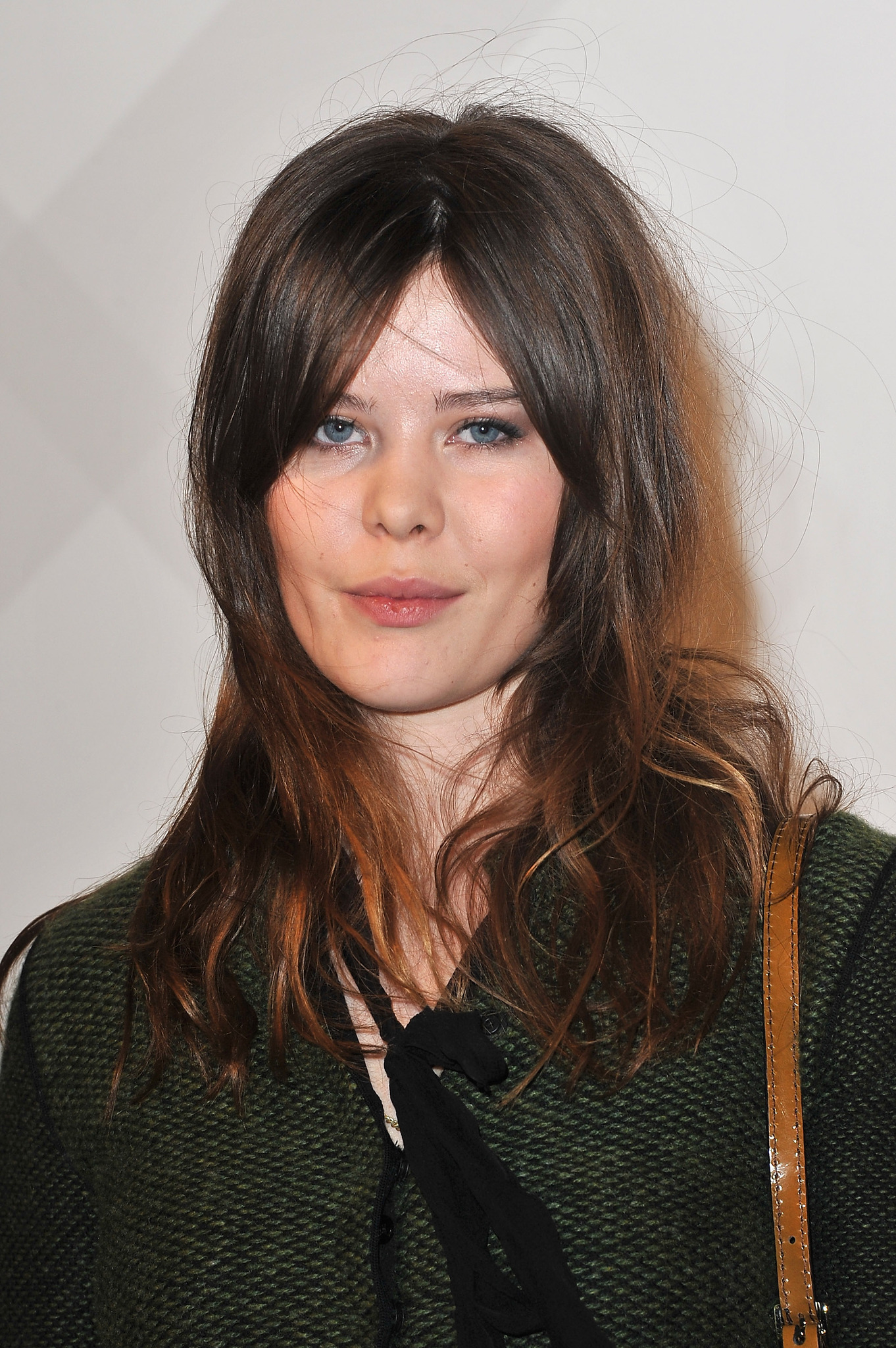 actor Lou Lesage large photo