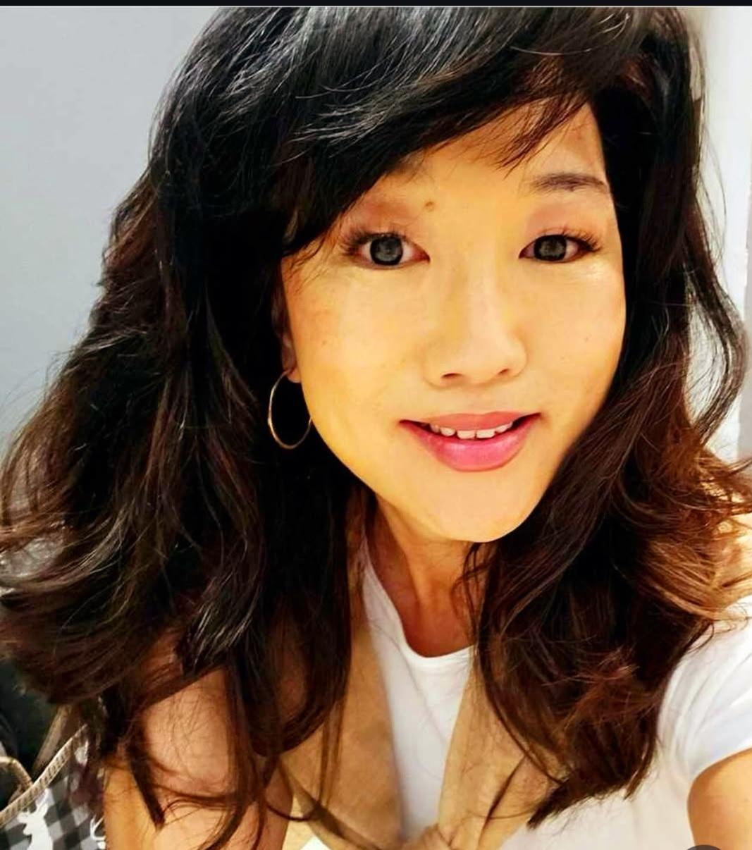 actor Gloria Bae large photo