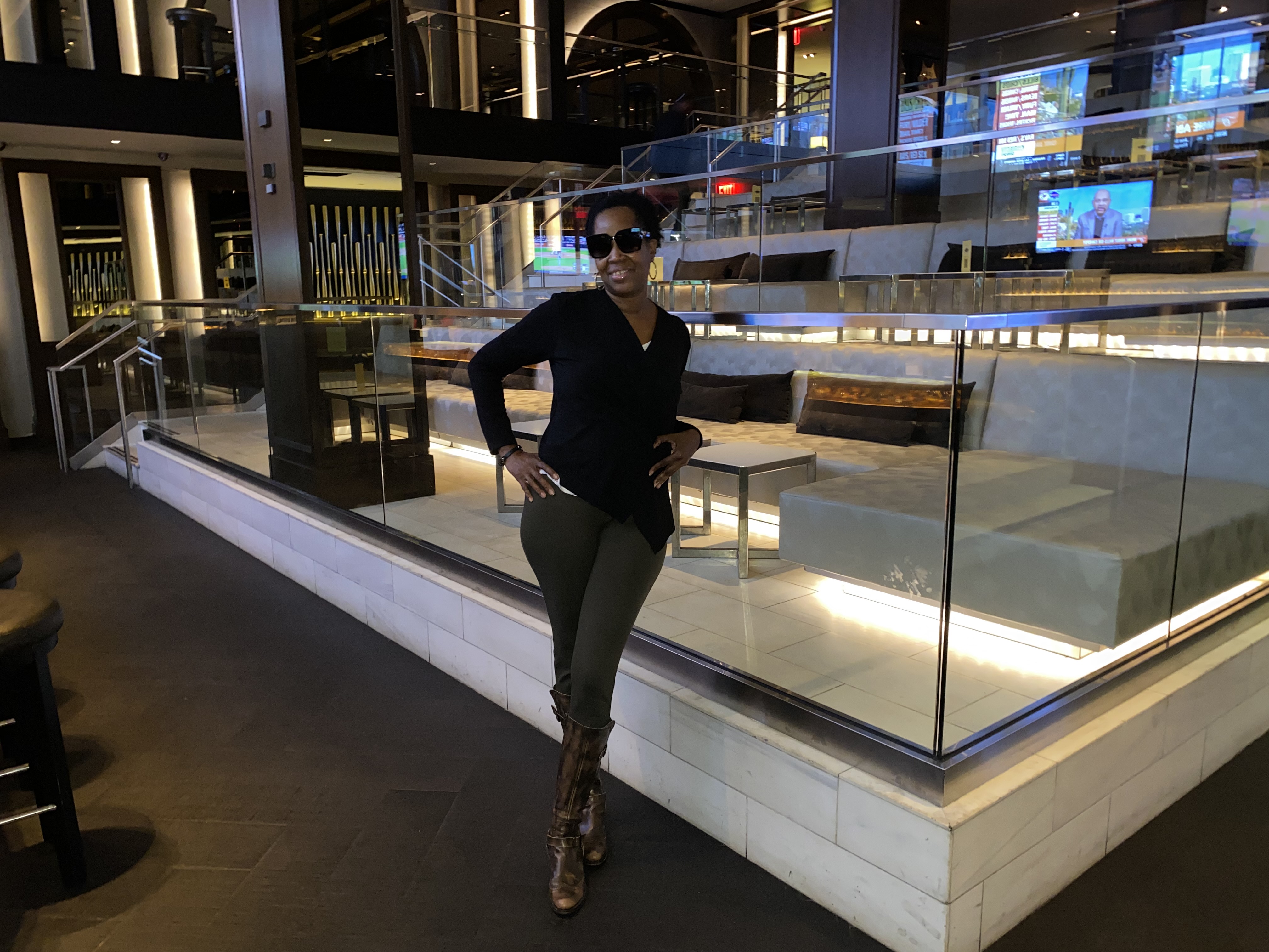 actor Iesha S. Brown large photo