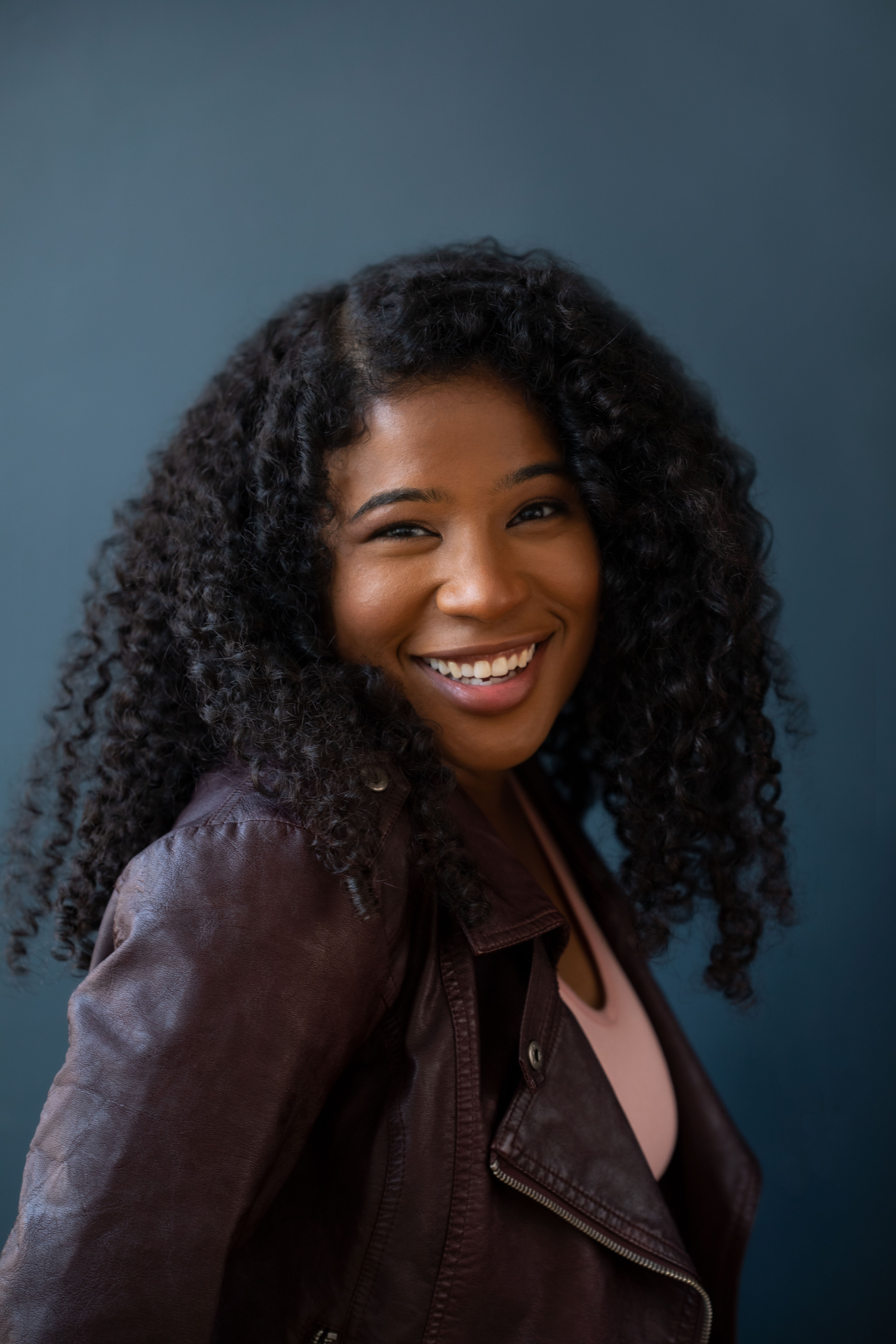 actor Melanie Brezill large photo