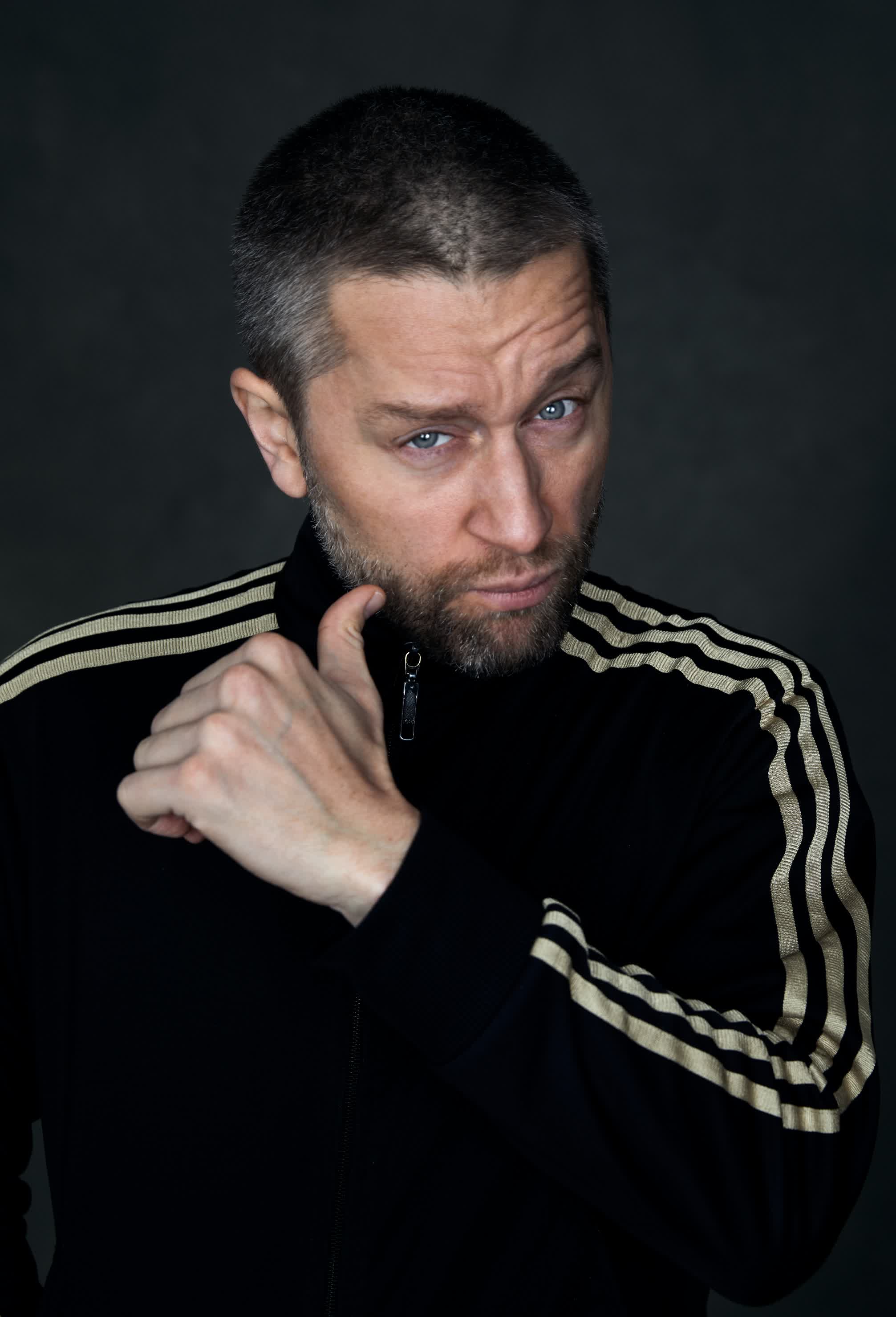 actor Adrian Topol large photo