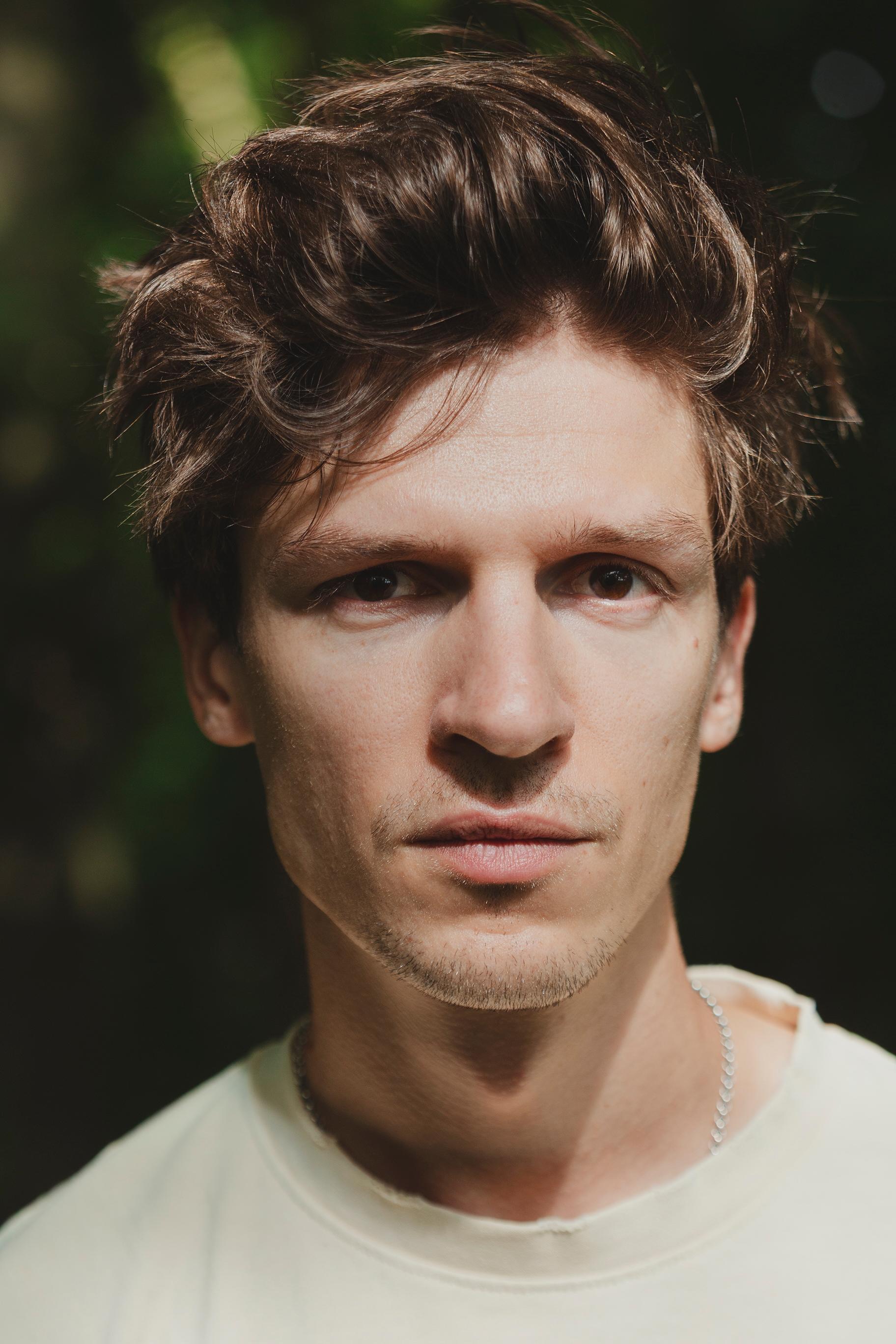 actor Yannick de Waal large photo