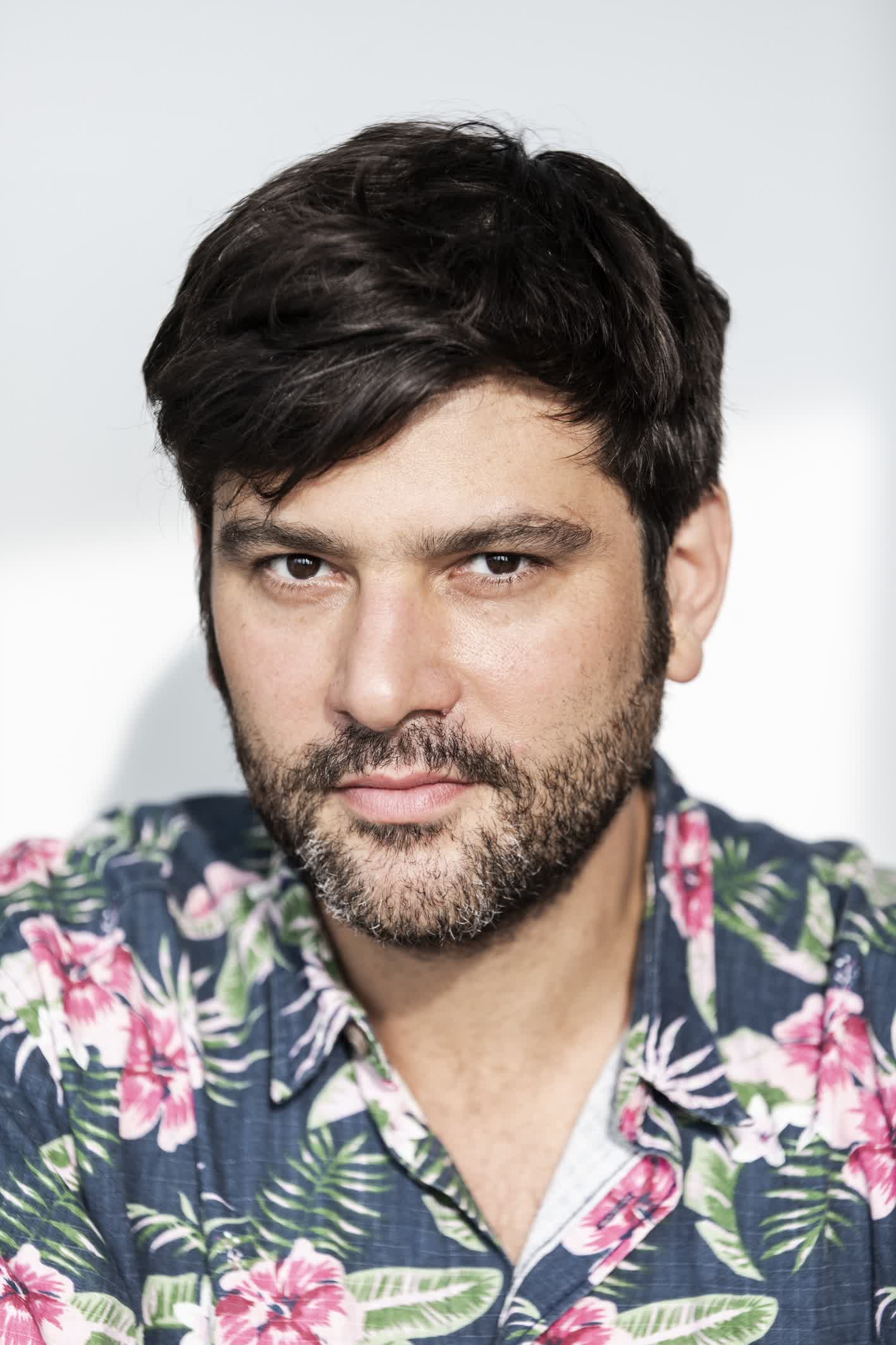 actor Jasin Challah large photo