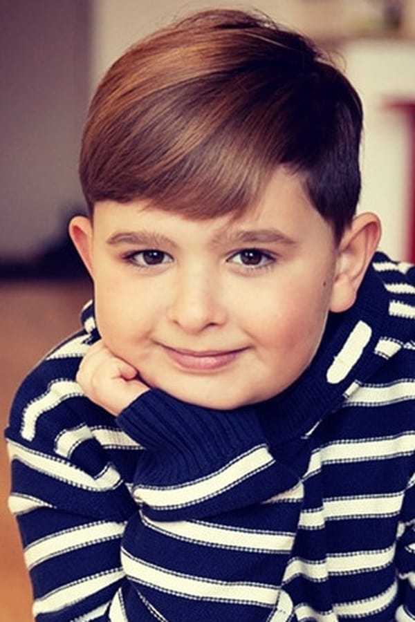 actor Joey Bélanger large photo