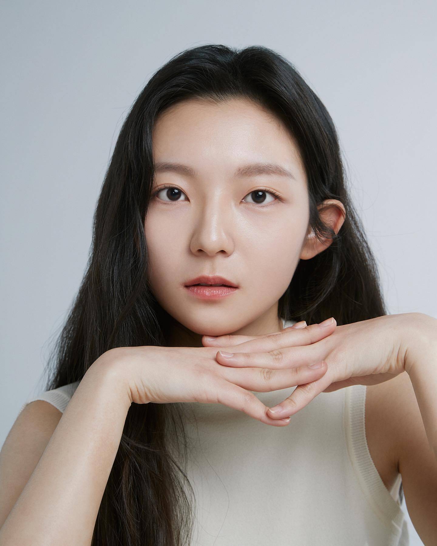 actor Sung-Yoon Jang large photo