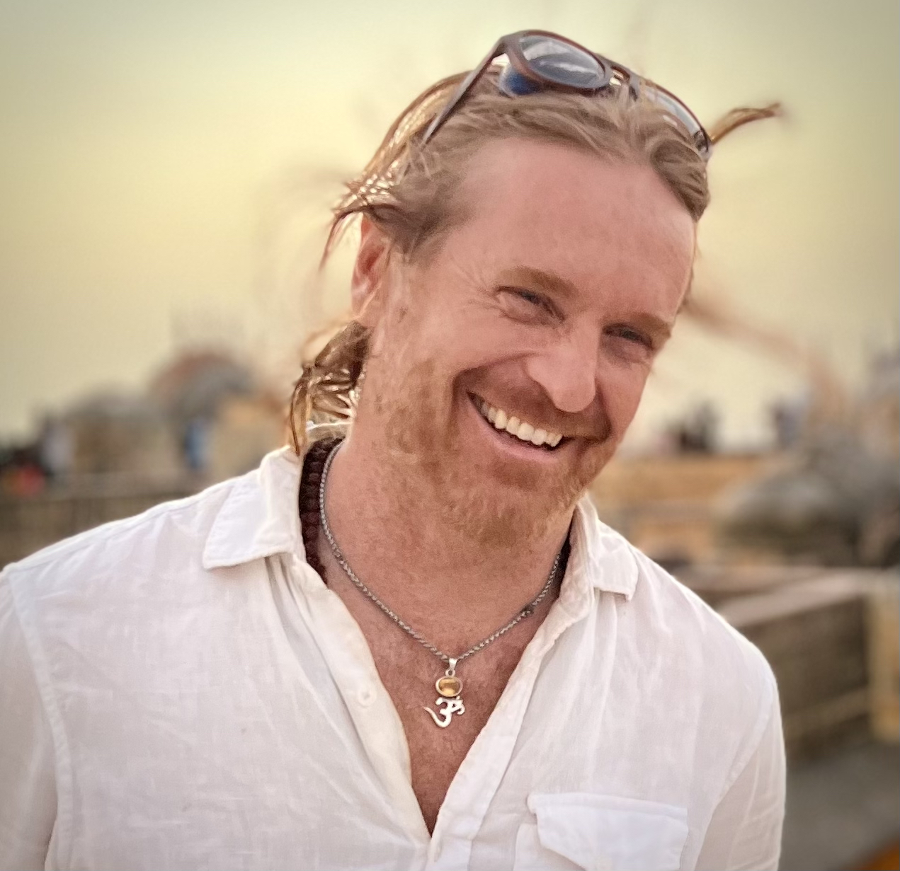 actor Adam Schomer large photo