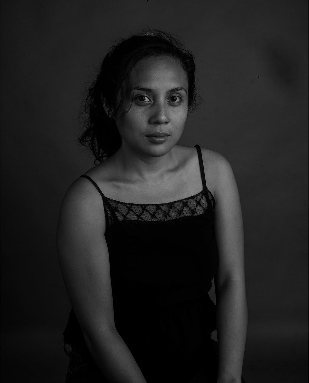 actor Claudia Enriquez large photo